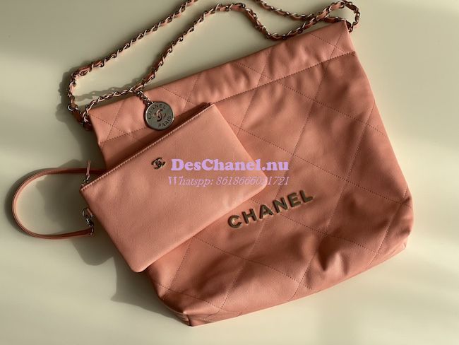 Replica Chanel 22 Handbag Grained Shiny Calfskin & Silver Metal AS3260
