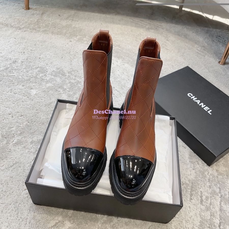 Replica Chanel Short Boots in Calfskin & Patent Calfskin G45087 Brown