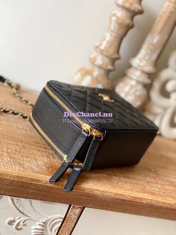 Replica Chanel 22SS Vanity Case Grained Calfskin AS3222 Black