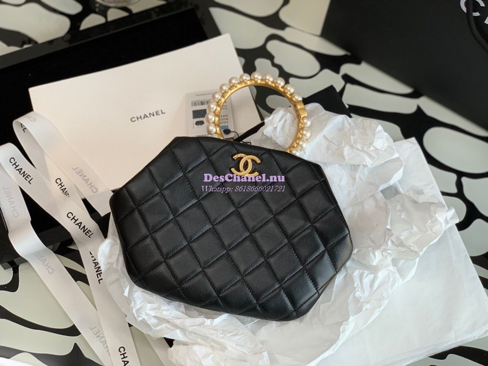 Replica Chanel Pearl Bracelet Lambskin Clutch Bag AS2609 Black