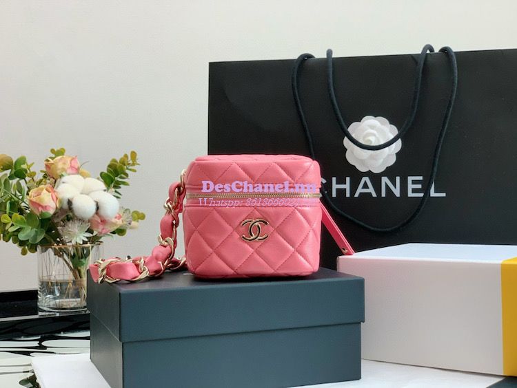 Replica Chanel Clutch With Handle AP2803 Lambskin Pink