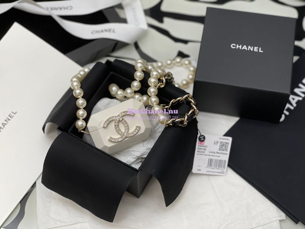 Replica Chanel Resin Airpods Case Pro Necklace AB6425 White