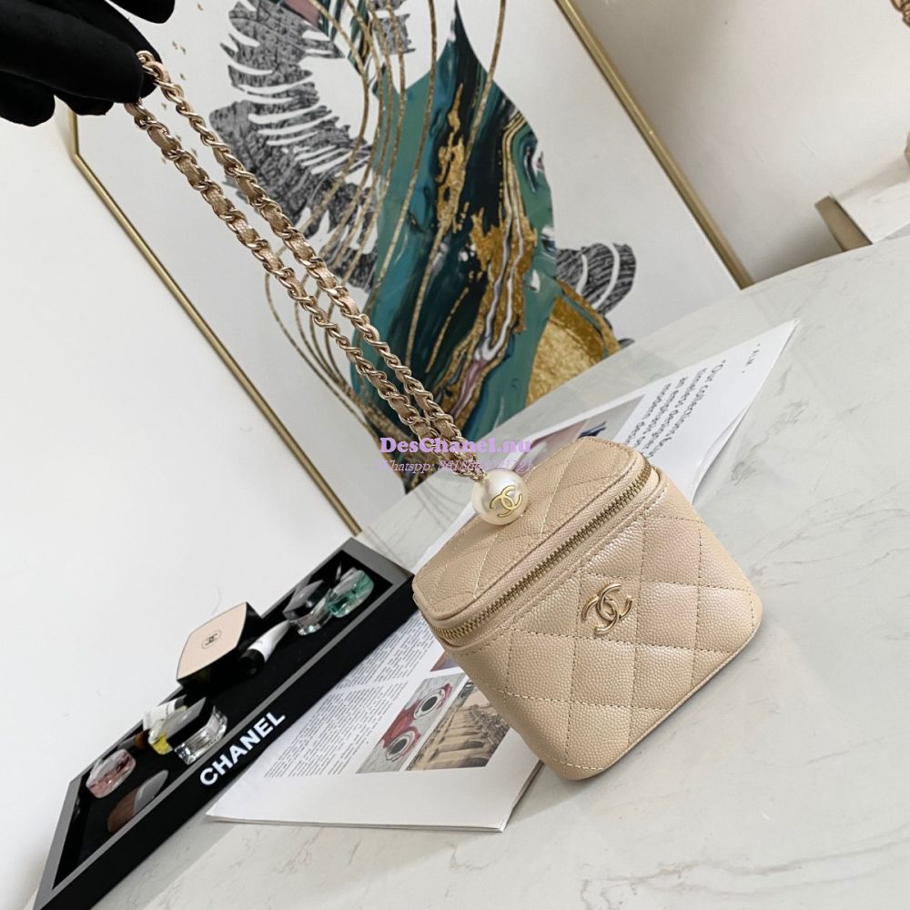 Chanel Pearl Crush Vanity Shoulder Bag Gray Mini