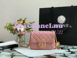 pink chanel 22p