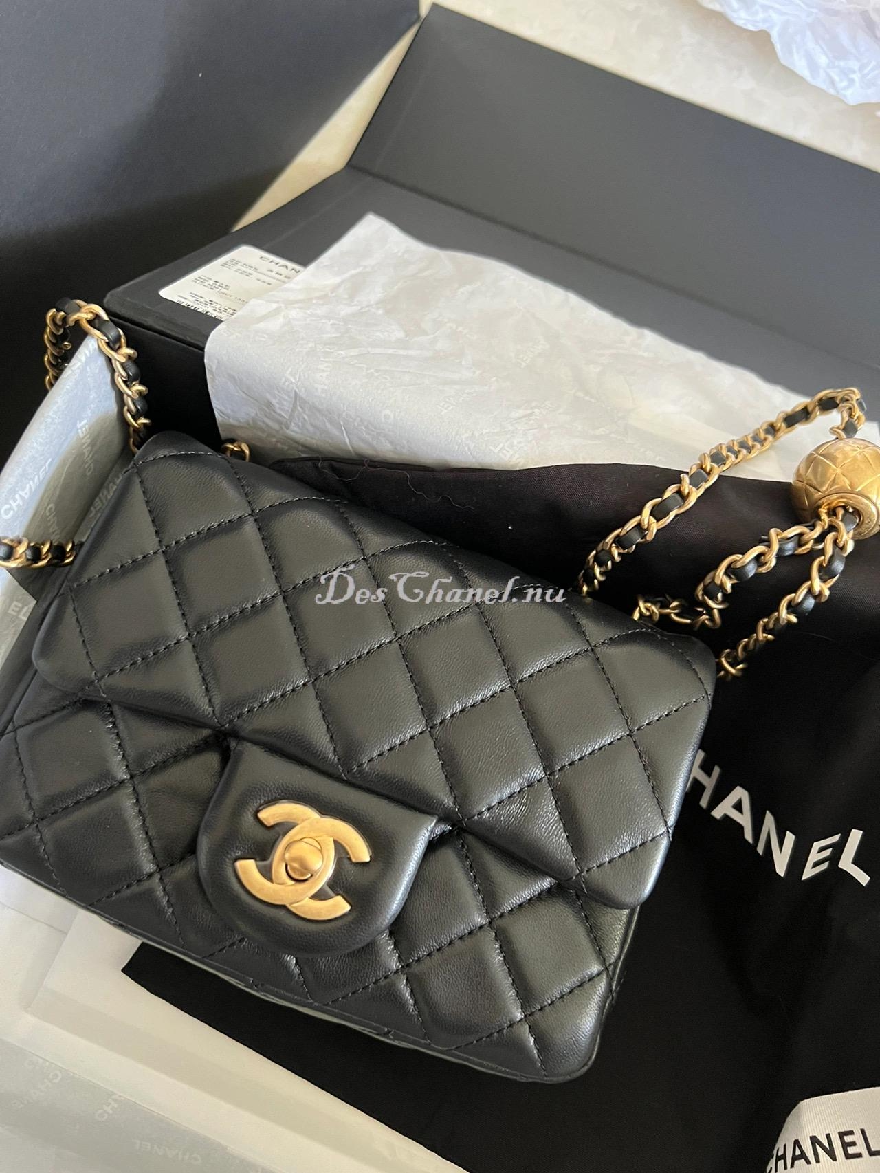 Replica Chanel Gabrielle Clutch With Chain A94505 Matcha Green